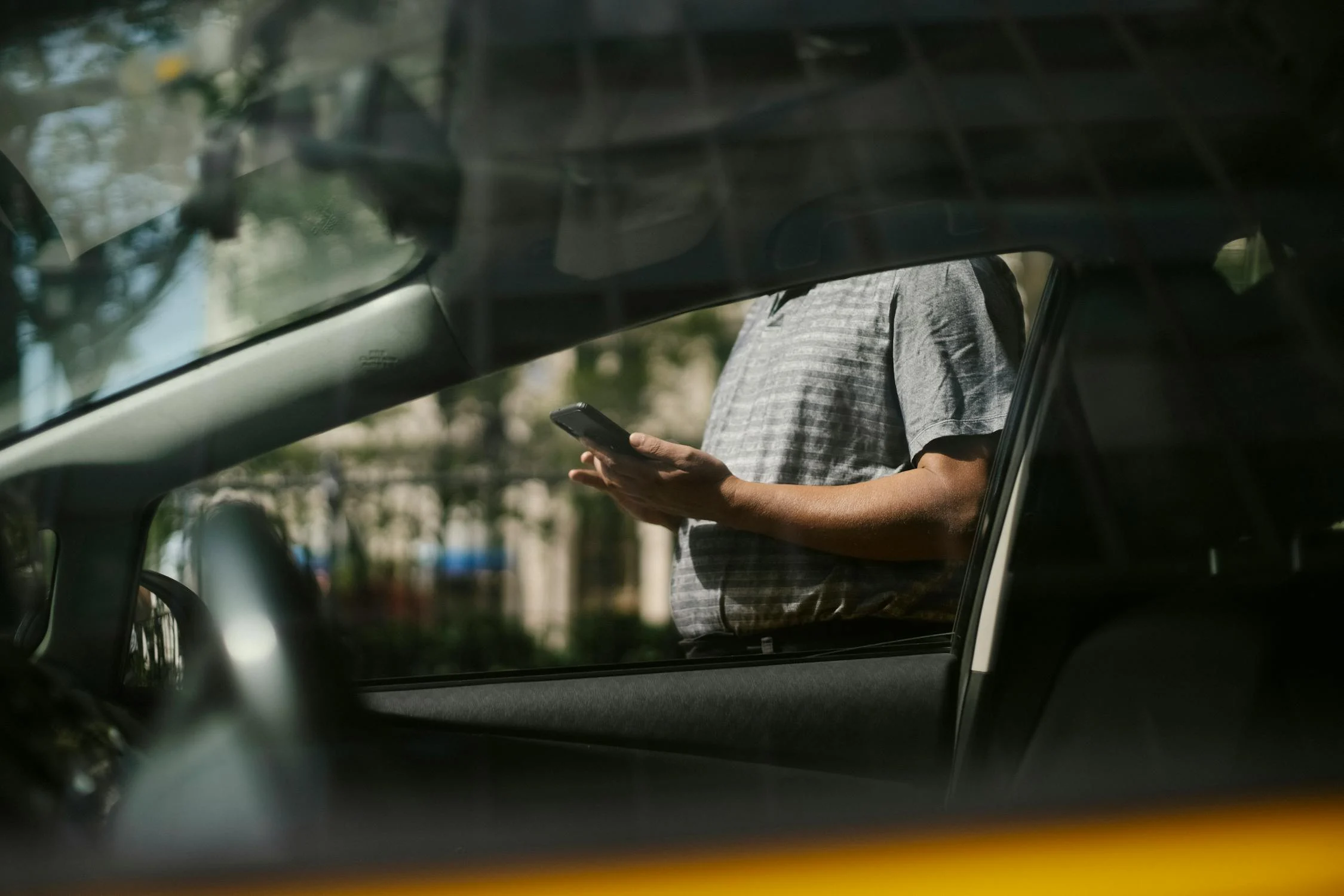 Mau Beli Mobil Bekas? Pertimbangkan Hal-Hal Ini Ya Supaya Gak Salah Beli!